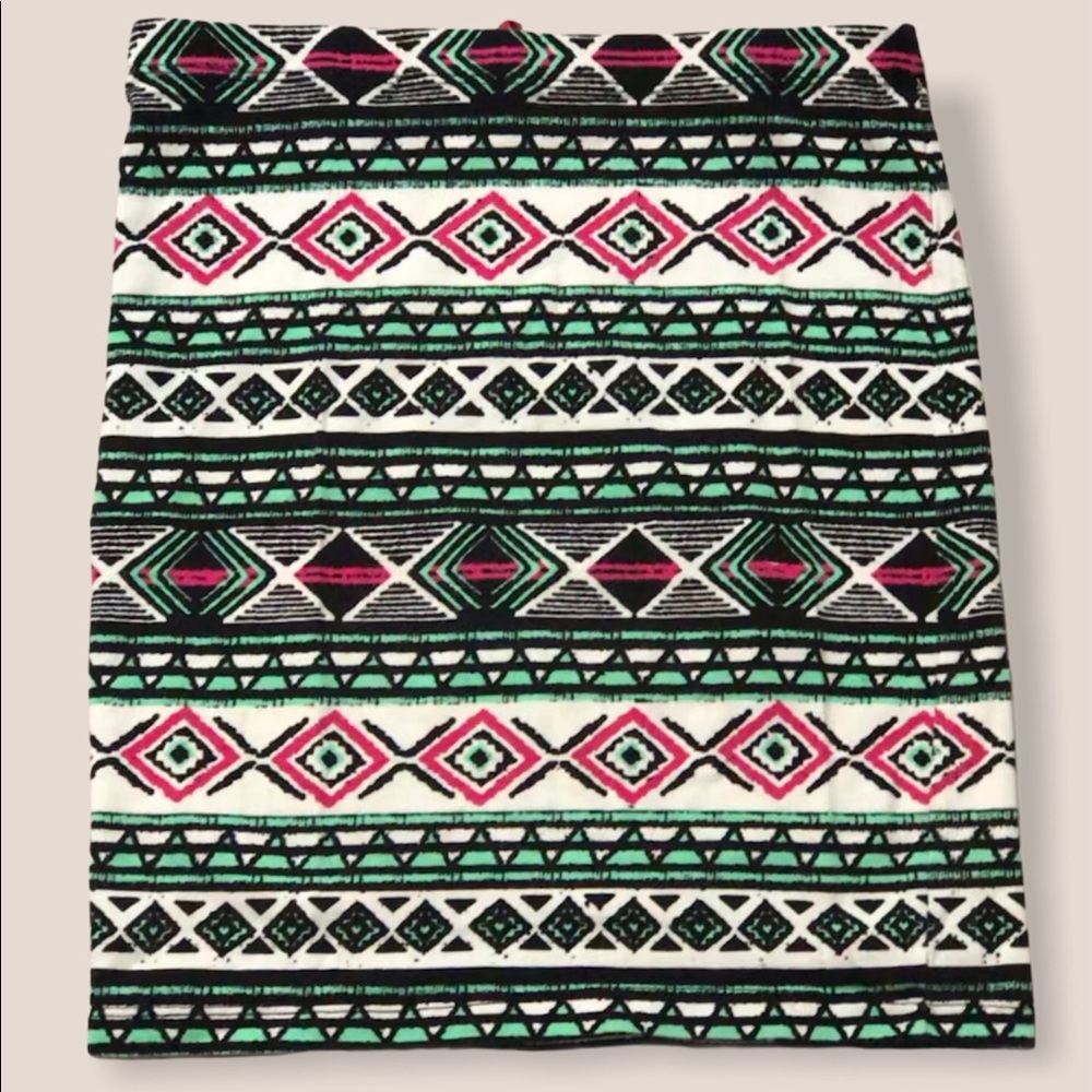 H&M Patterned Mini Skirt